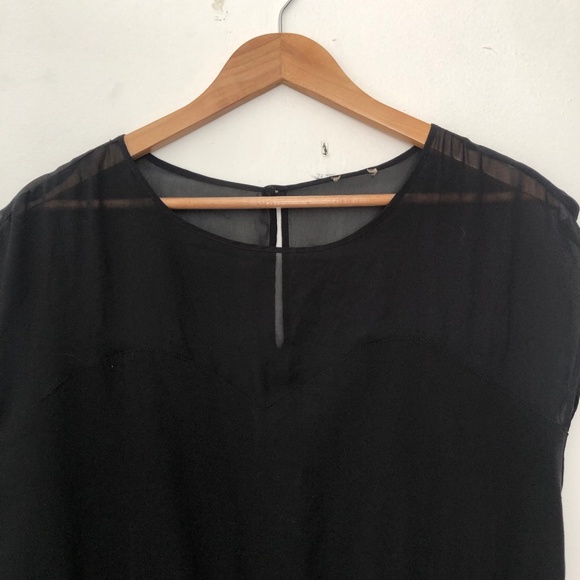 Elegant Black Mini Dress - Picture 2 of 3